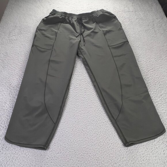 Lululemon Final Play Crop Pants Womens 10 Green Drawstring Dance Yoga Gym Active - Picture 1 of 10